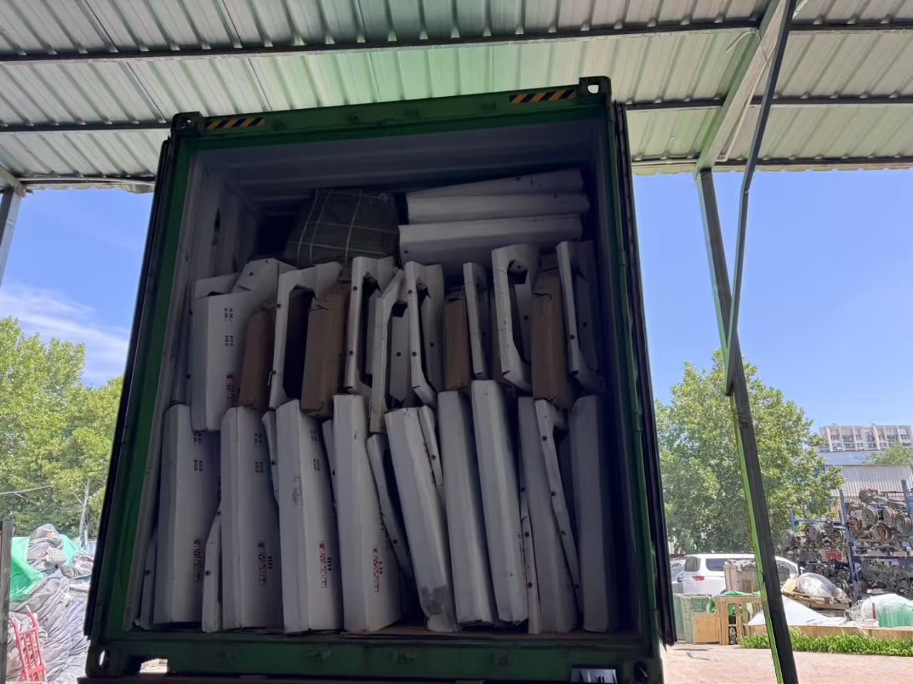 Auto X Supply delivers OEM-quality Chinese auto parts with reliable logistics to international markets.