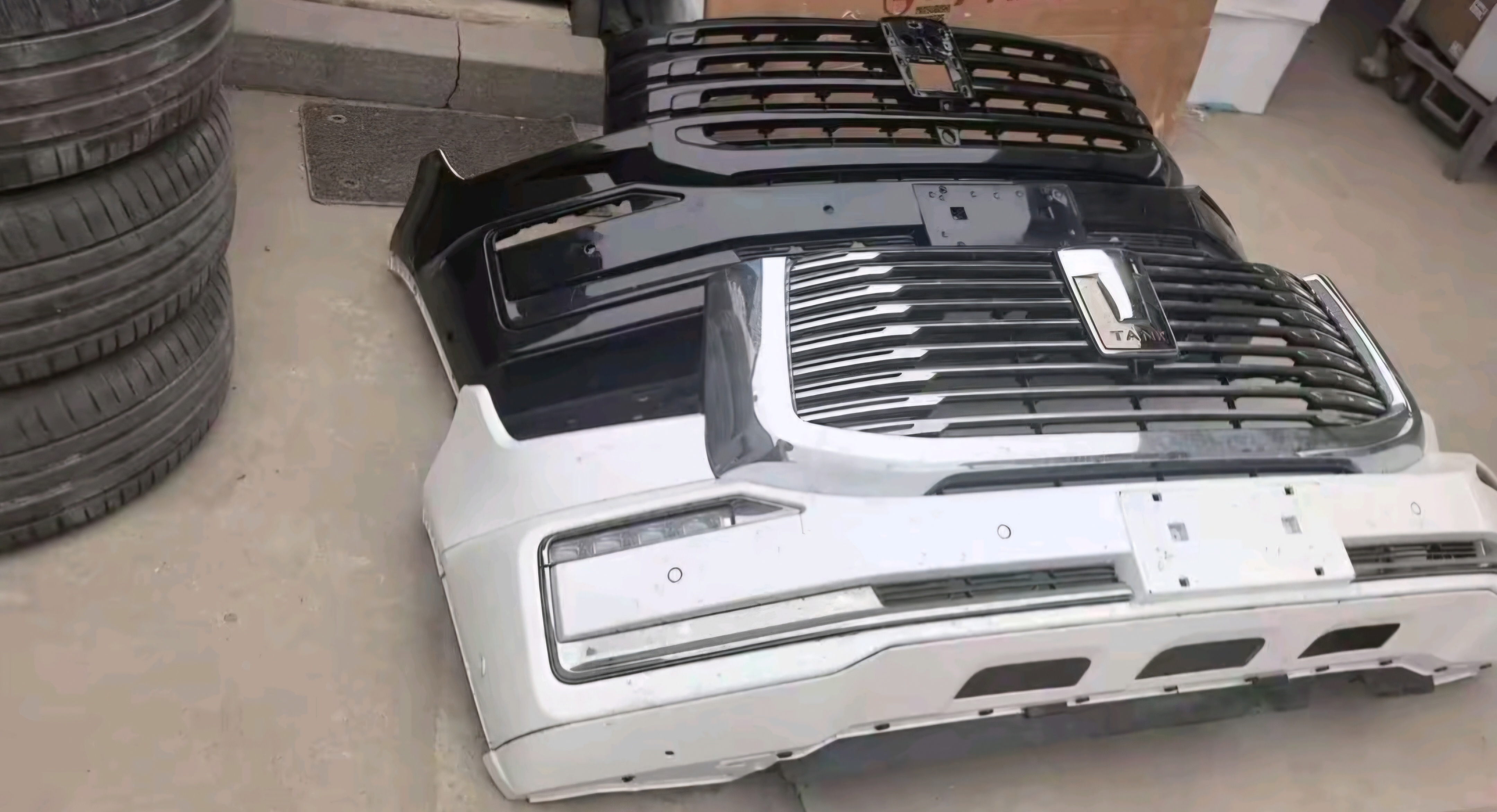 Our containerized bulk export ensures reliable worldwide delivery of quality auto parts at competitive rates.