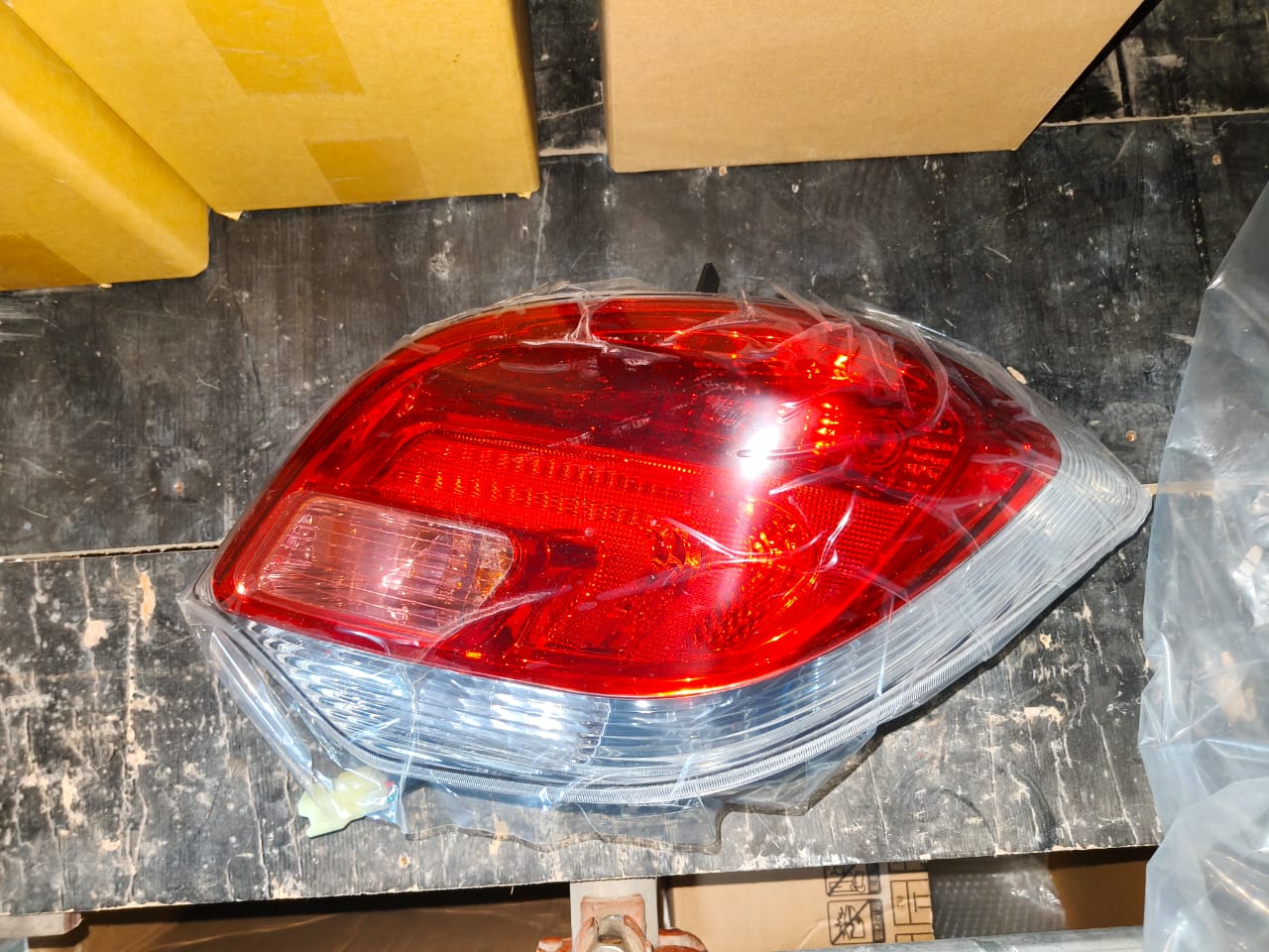Fast international delivery of authentic auto parts by air freight within 48 hours to your location.
