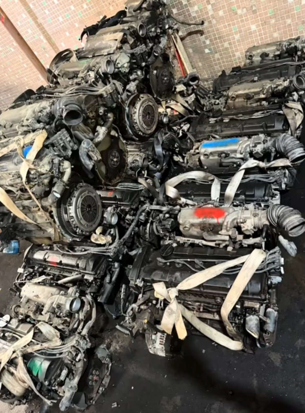 Global engine exports with certified quality control and competitive pricing for international distributors and retailers.