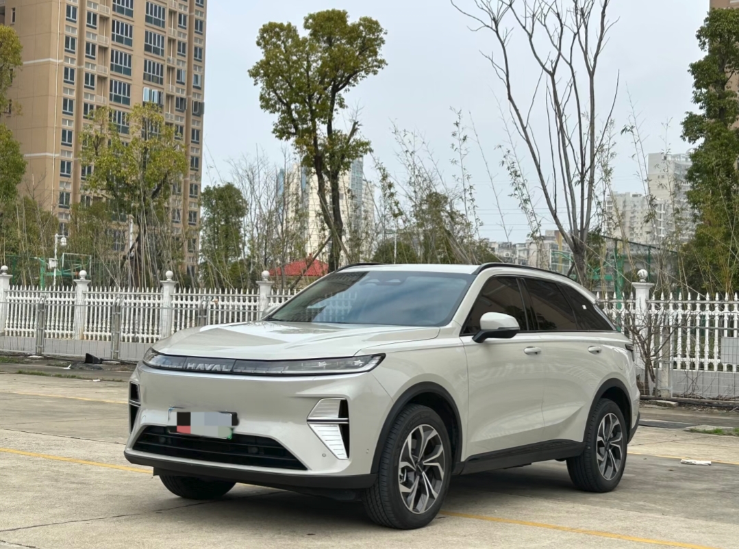 Our used car inventory offers reliable vehicles at competitive export prices, directly sourced and quality-verified for your dealership needs.
