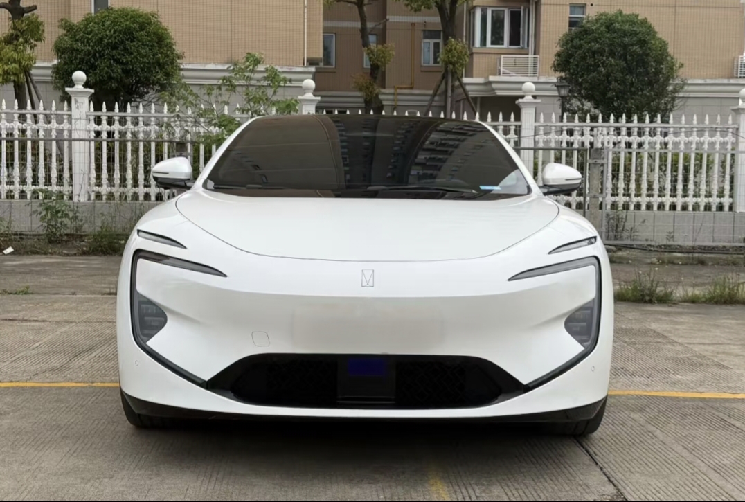 Quality used vehicles ready for export, thoroughly inspected and competitively priced for international buyers.